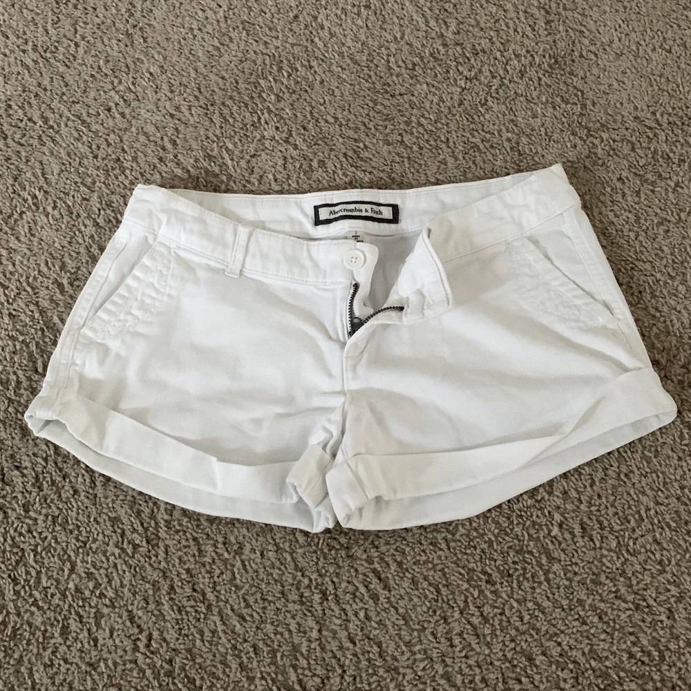 Abercrombie and Fitch White Stretch Shorts
